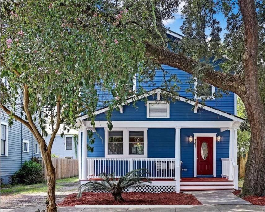 New! Charmingly Renovated House 5min To Downtown Savannah